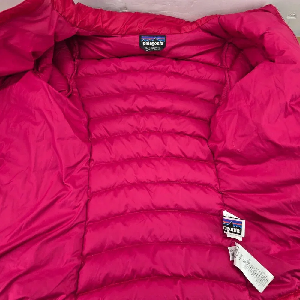 Boy’s Patagonia Down Sweater Full Zip Puffer Jacket Size XL 14 Pink Kids